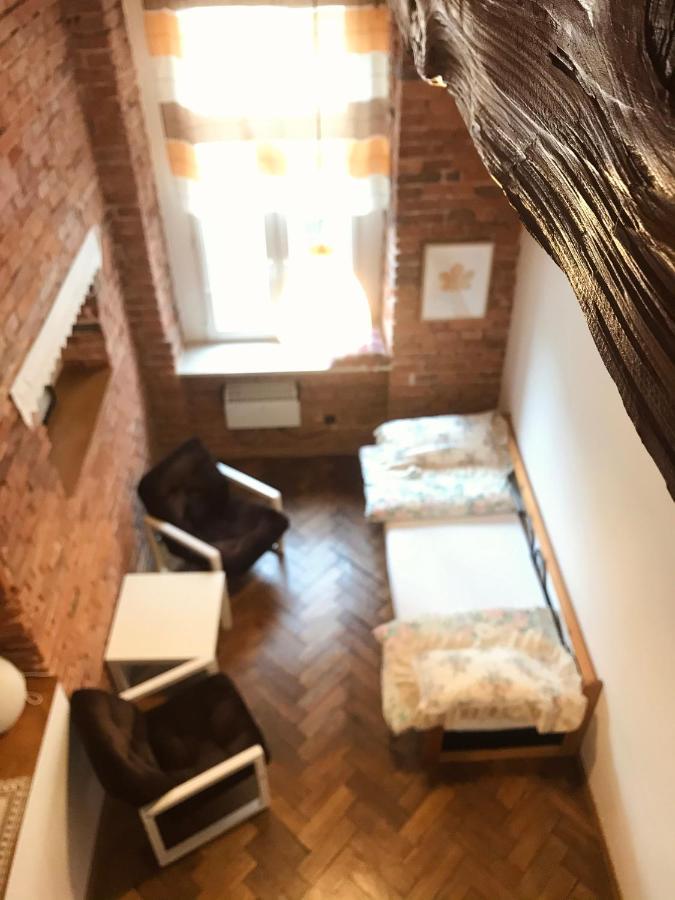 Planty Hostel Krasków Eksteriør bilde